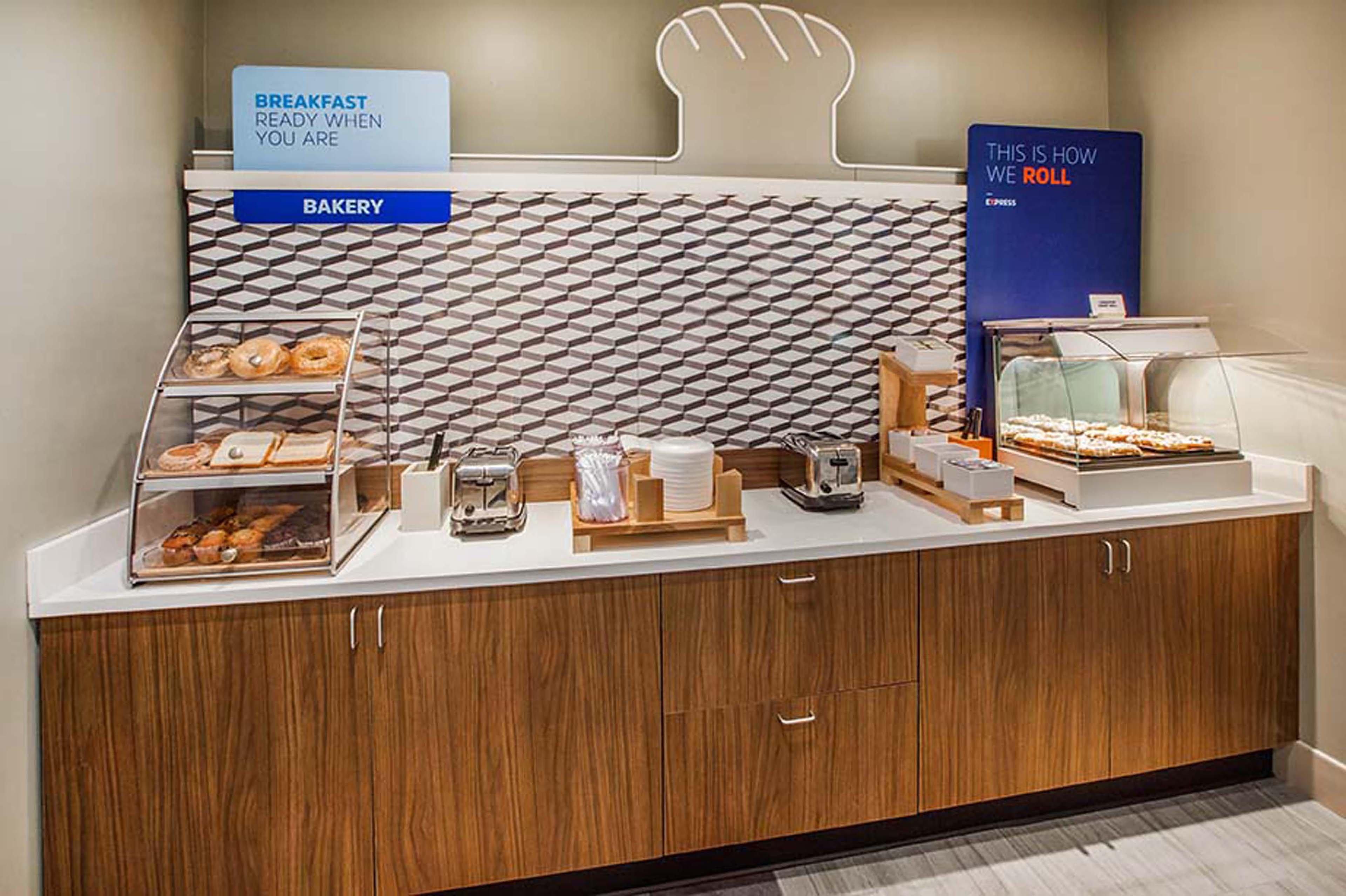 Holiday Inn Express & Suites - Wentzville St Louis West By Ihg Bagian luar foto